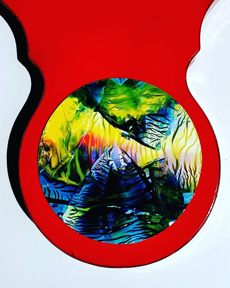 24.3 Saat.Uzun Kırmızı