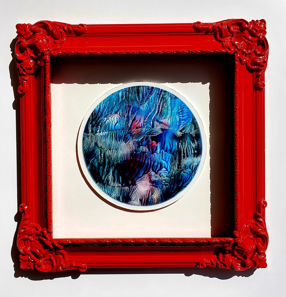 19 Saat Mutlak Kırmızı